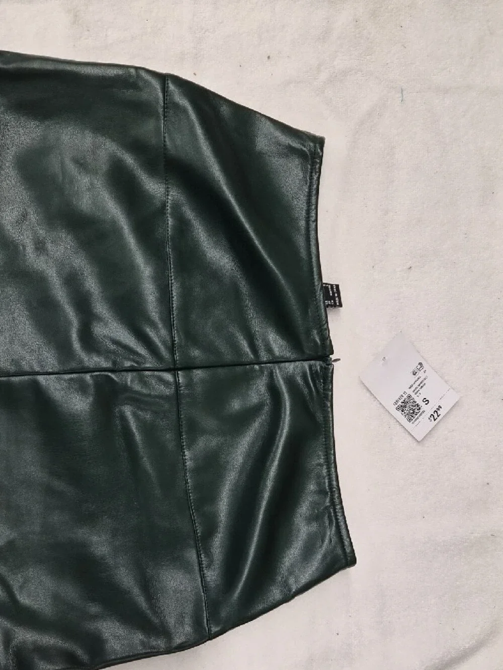 Forever 21 Forest Green Faux Leather Mini Skirt with Silver Zip Size S